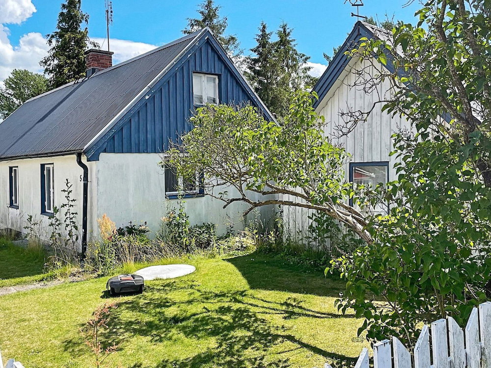 Hotel 4 Person Holiday Home In Everod