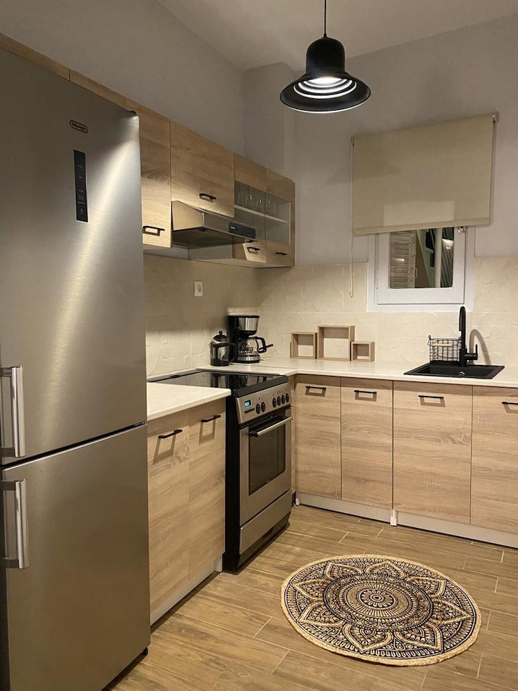 Oasis Garden Apartment