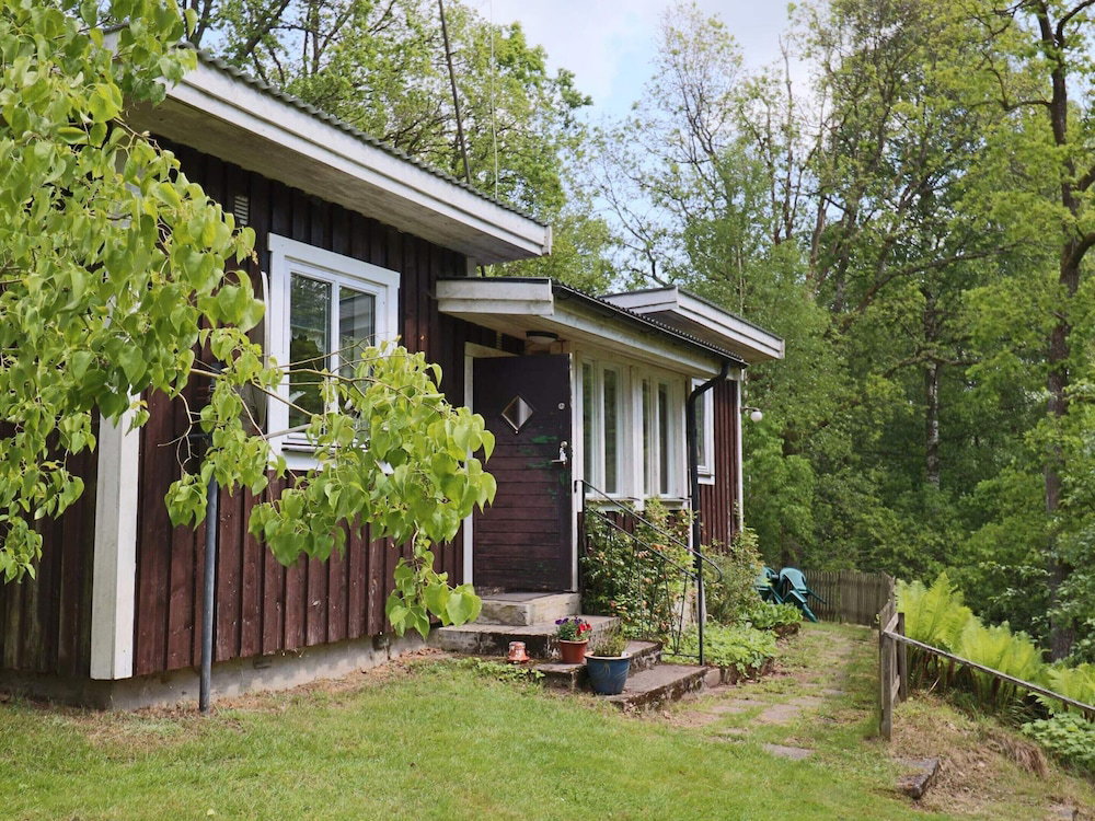 Hotel 4 Person Holiday Home In Orkelljunga