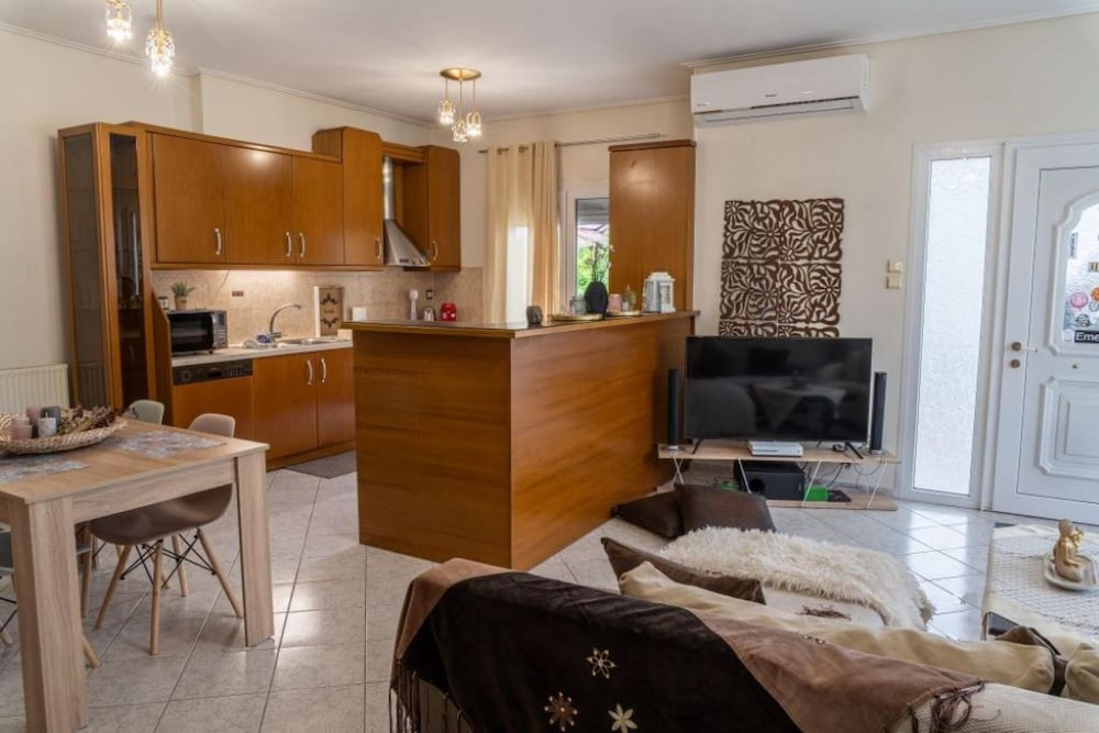 Estell S Sweet Luxury House