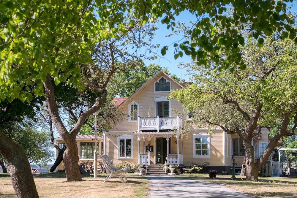 Hotel Warfsholm