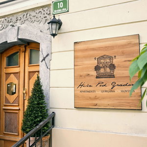 Hotel Apartments Hiša Pod Gradom cazare Ljubljana