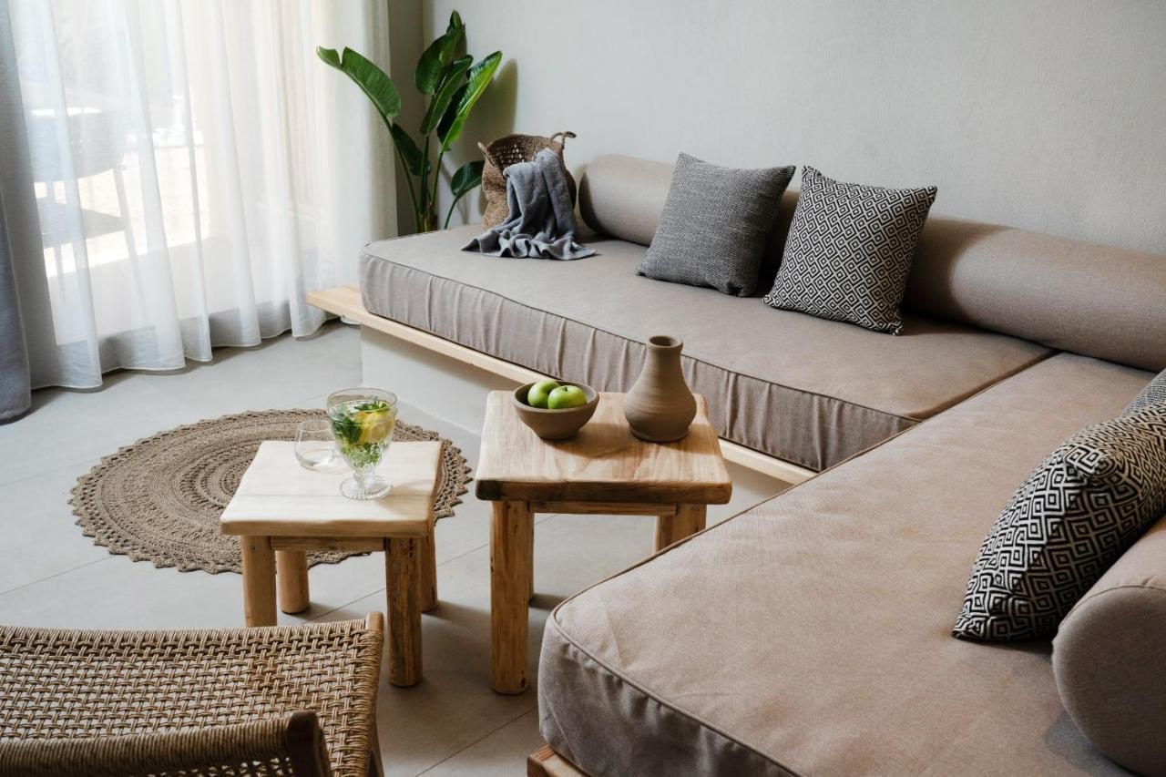 Amo Golden Suites