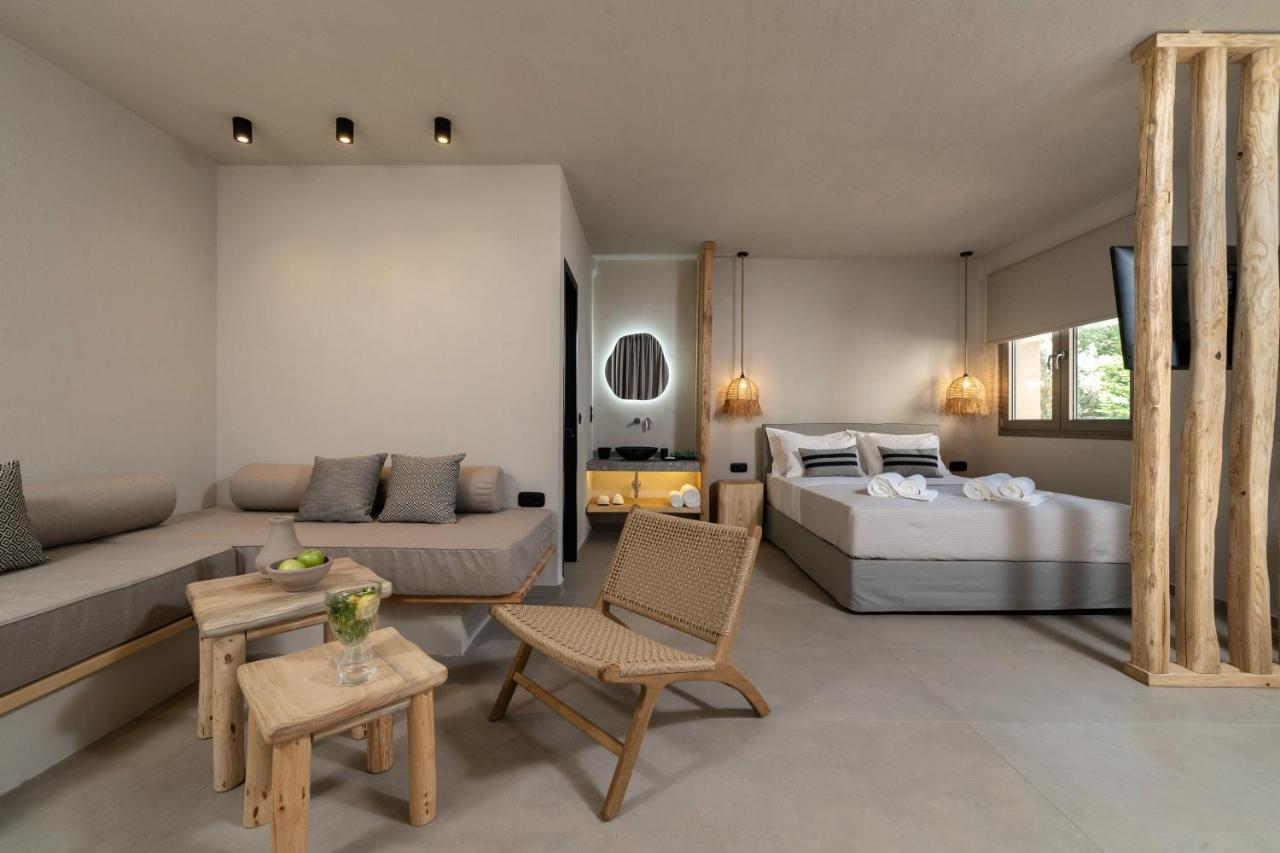 Amo Golden Suites