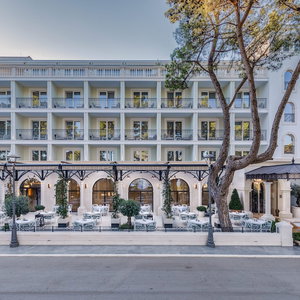 Hotel Crowne Plaza Budva By Ihg cazare Izluchinsk