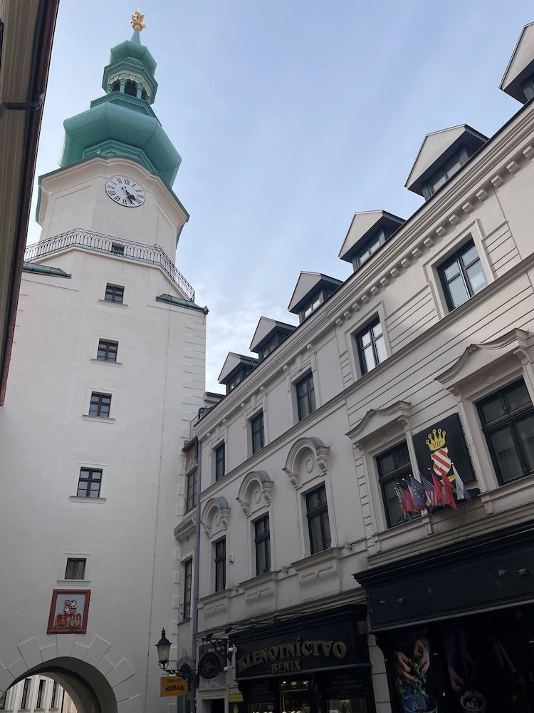Vip Apartments
