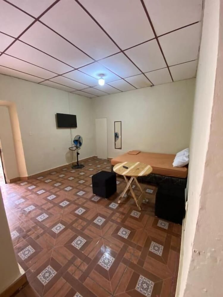 Hotel Hostal Casa Colonial