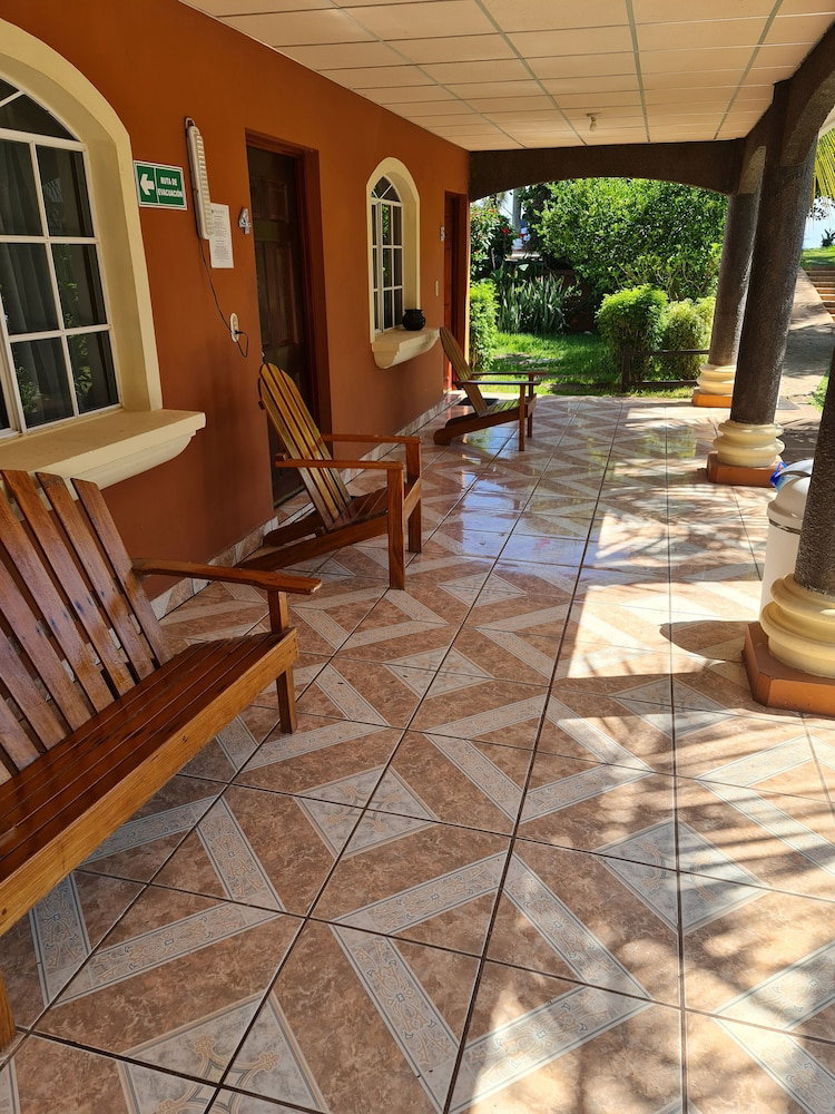 Hotel Miraflores