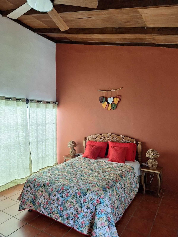 Hotel Y Restaurante Hacienda