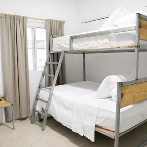 Hotel Amalfi Surf Lodge cazare Armenia