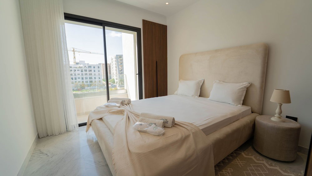 Hotel New 2Br Sunny Balcony Jardins Carthage
