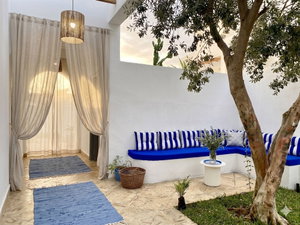 Hotel Charming 2-Bedroom Apartment With Ocean View In Carthage cazare Al Marsa