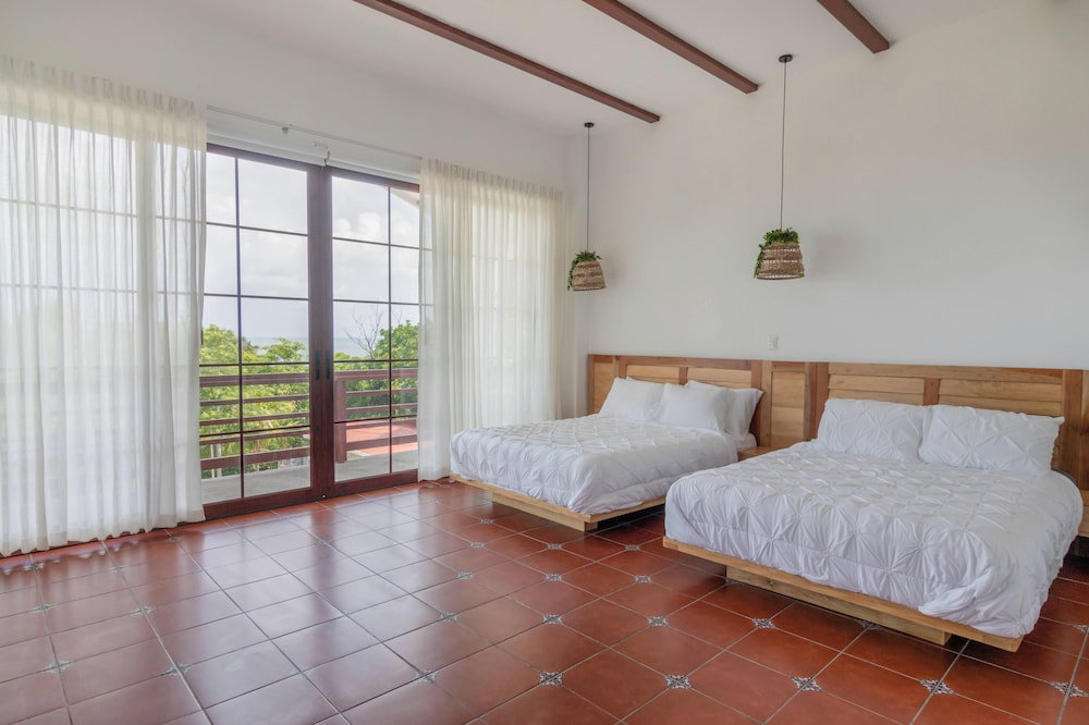 Hotel Las Golondrinas El Zonte El Salvador