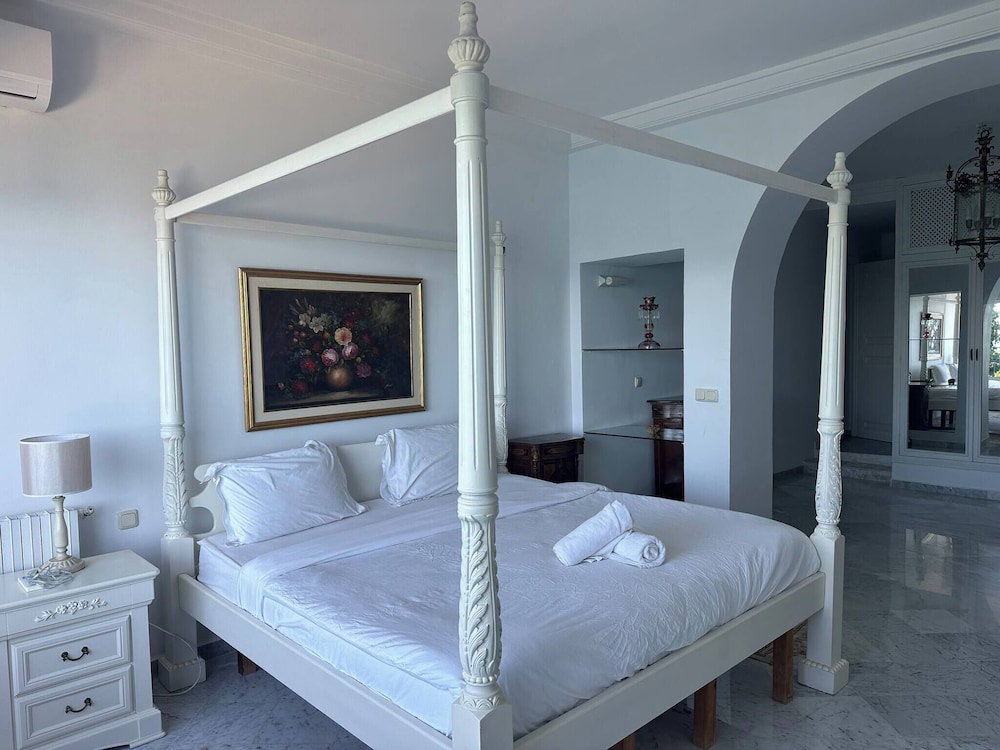 Cliff Apartment With Sea View In Sidi Bou Saïd