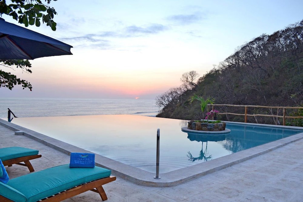 Hotel Paraiso Escondido Hotel Villas & Resort