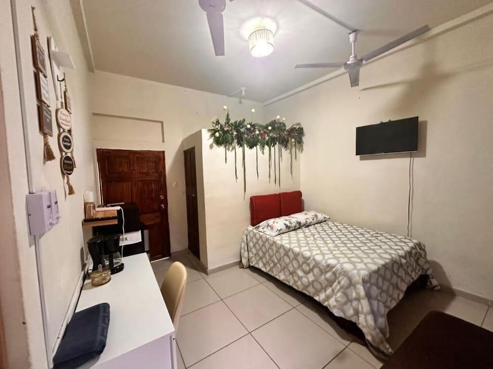 Hotel Zacatecoluca House