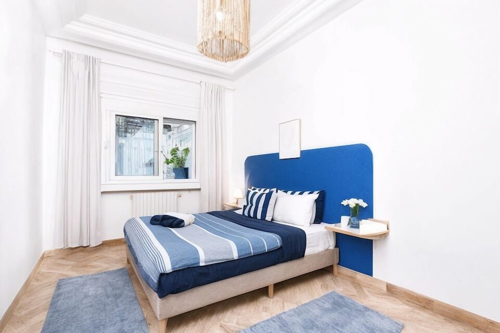 Hotel Sandra 8