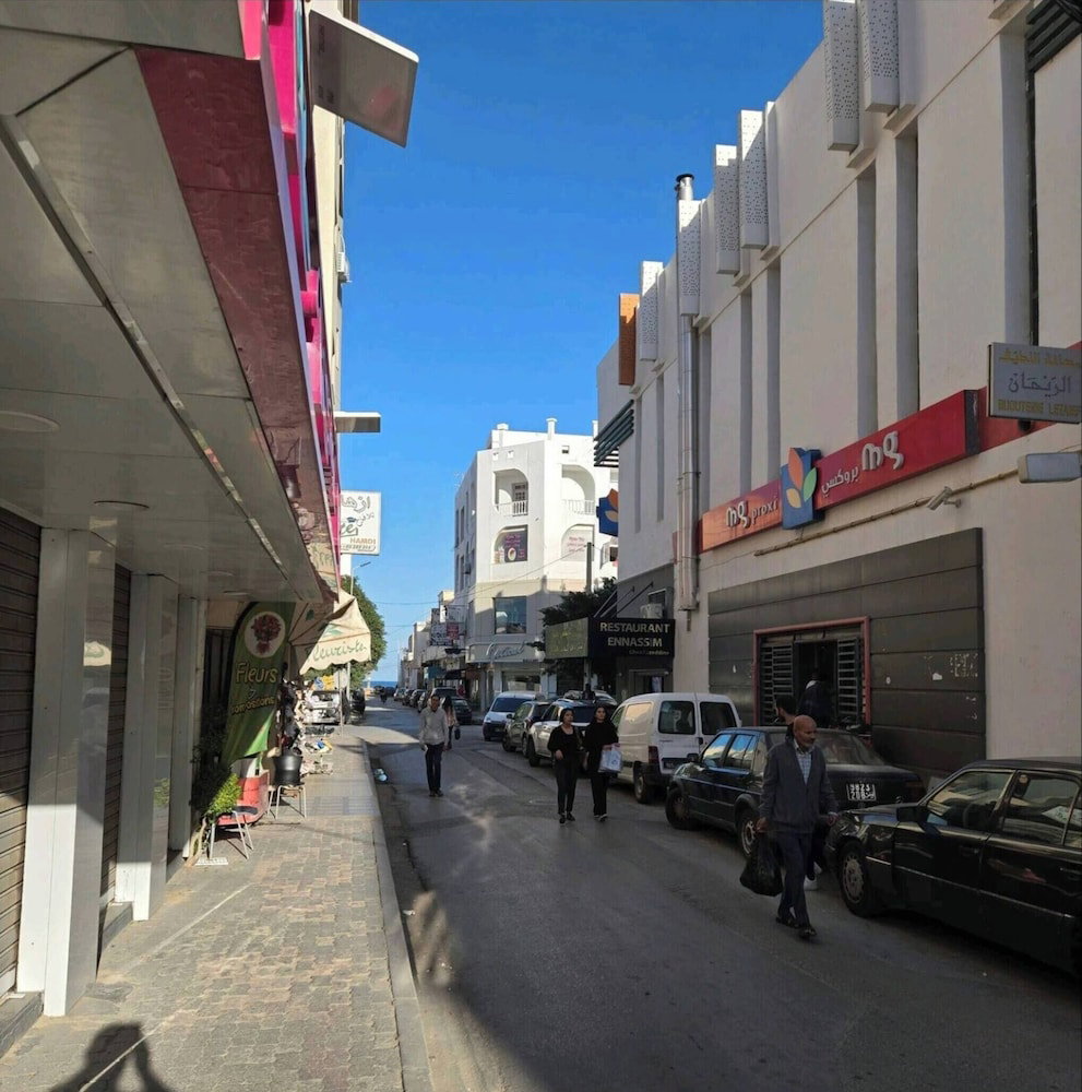 Hotel Cozy 1-Bedroom Apartment In Sousse With Outdoor Kitchen And Balcony