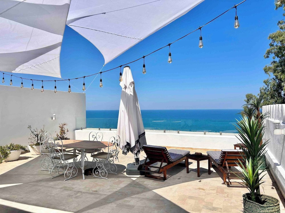 Hotel Cliff 2 Live Above The Sea, Between Sky & Mediterranean