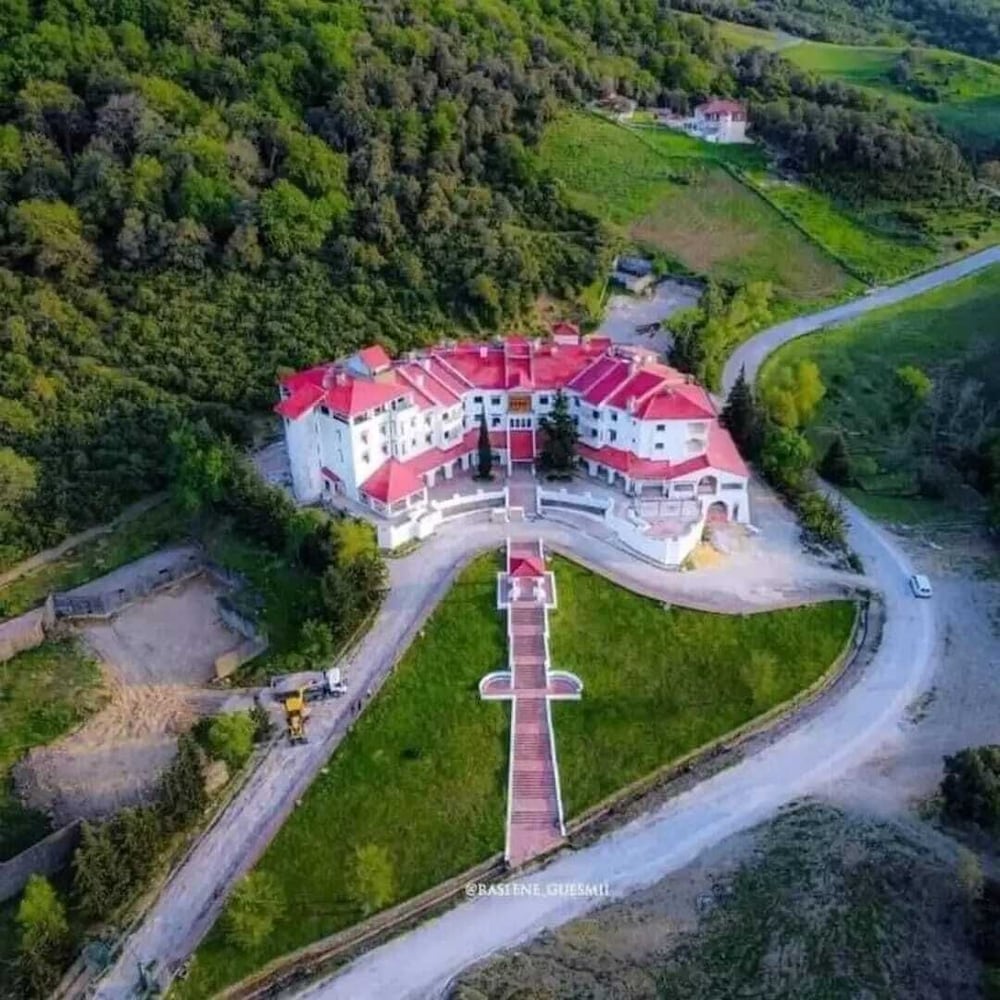 Hotel Hôtel La Forêt