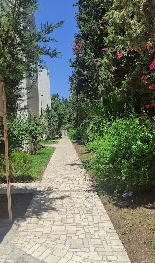 Hotel Apartment In Yasmine Hammamet Near The Beach, Marina & Medina