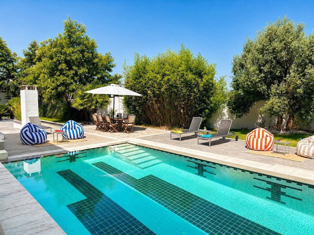 Hotel Villa Solis - Elegant Villa With Private Pool