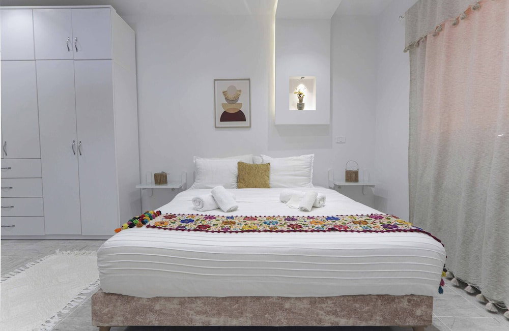 Charming 3-Bedroom Apartment In Historic Carthage, Tunisia