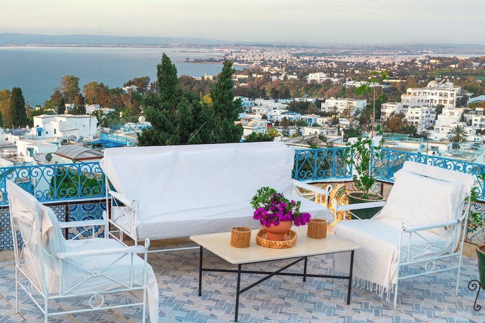 Hotel Charming 2 Bedroom Apartment In Sidi Bou Said With Ocean Views