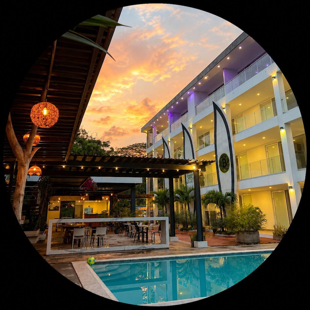 Hotel The Views Resort