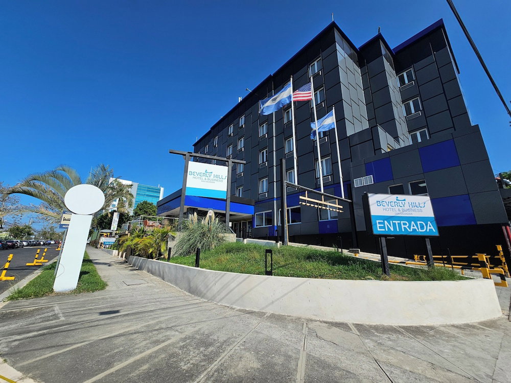 Hotel Beverly Hills: Hotel & Business
