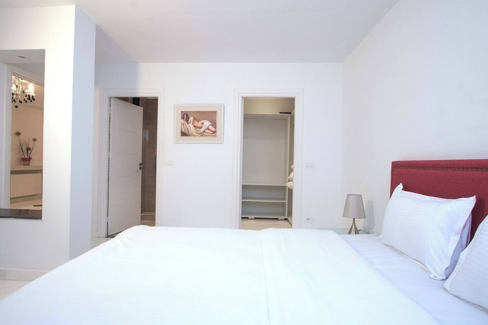 L'onde Du Lac - Chic Apartment With Private Suite Prés Aéroprt Et Cliniques
