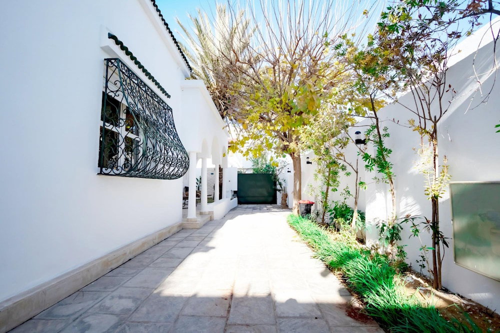 Villa Bord De Mer Piscine Chauff E Et Terrasse
