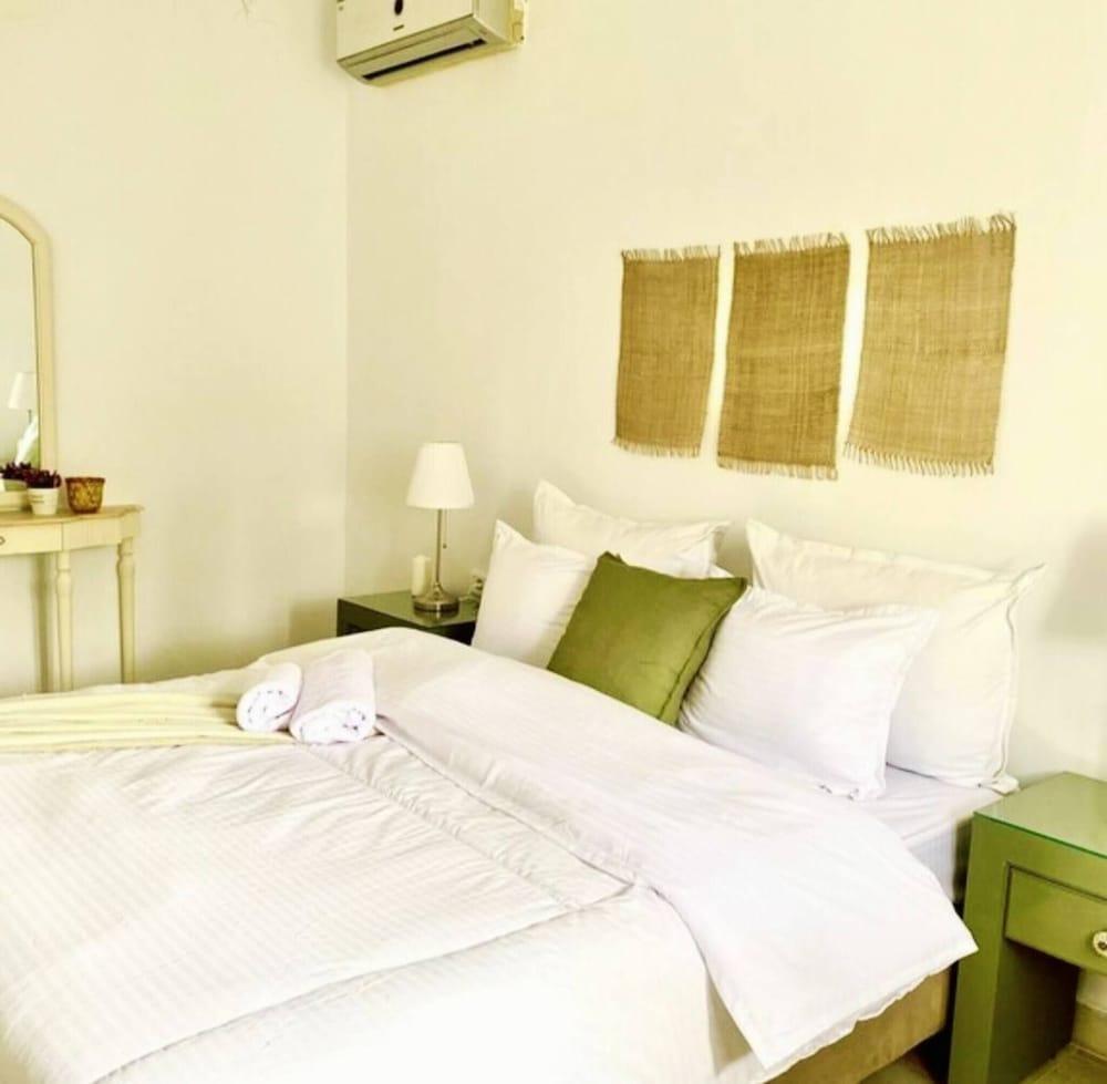 Chic Getaway With Private Terrace In Sidi Bou Said