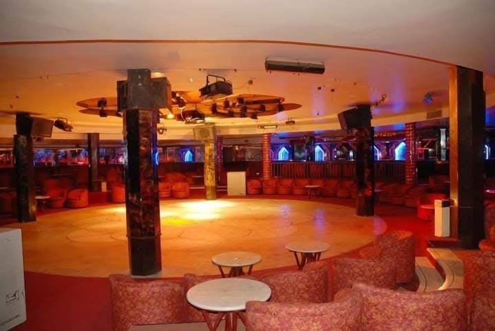Hôtel Les Pyramides Club