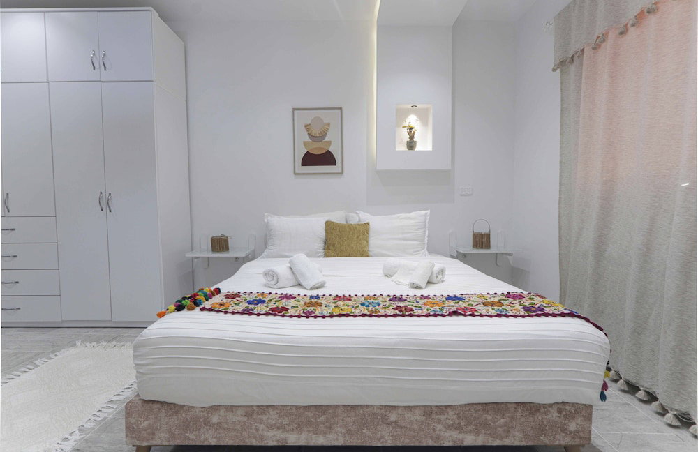 Hotel Charming Apartment In Historic Sidi Bou Said, Tunisia - Entire Rental