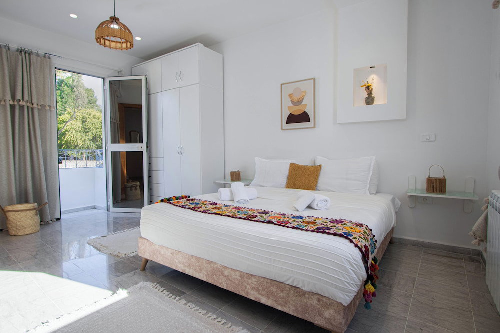 Charming Apartment In Historic Sidi Bou Said, Tunisia - Entire Rental