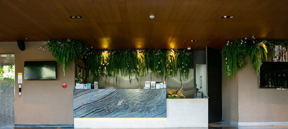 The Silver Palm Wellness Resort