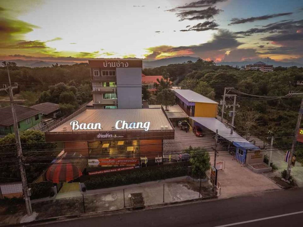 Hotel Baan Chang Hotel & Coffee House