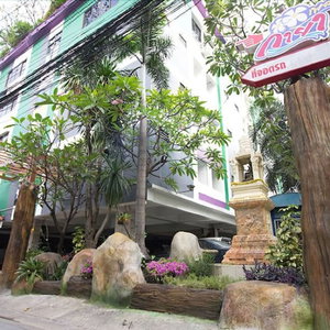 Hotel Kaya Place cazare Thon Buri