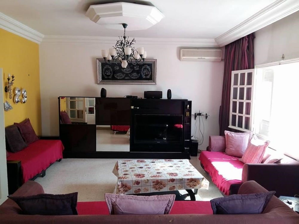 Hotel Benzineb Immo Cité Khadra