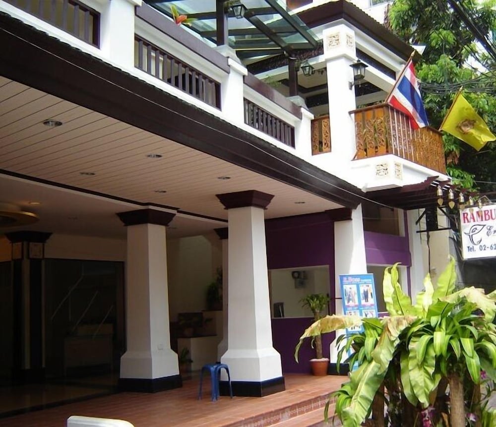Hotel Rambuttri House