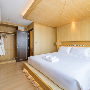 Hotel Zenniq cazare Thon Buri
