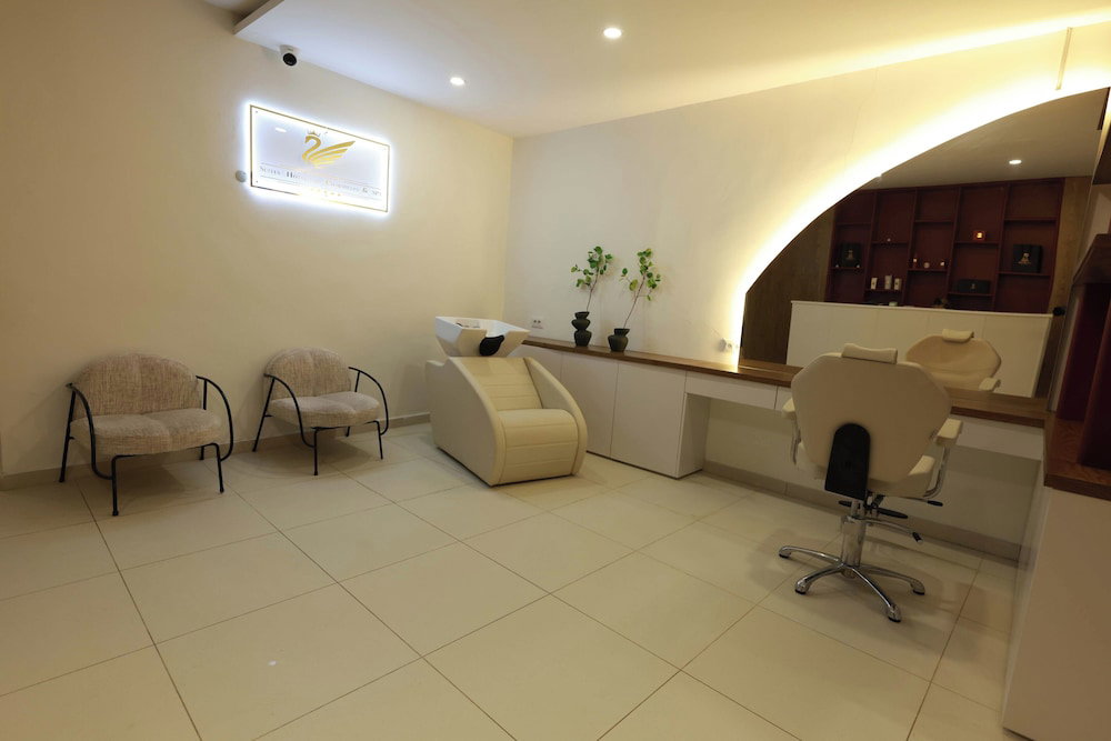 Suites Hotel Les Charmilles & Spa