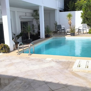 Hotel Stylish Villa Avec Parking Et Piscine cazare Al Marsa