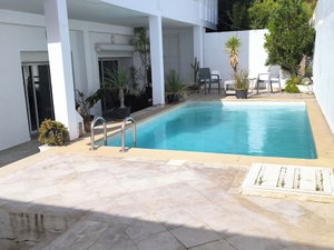 Hotel Stylish Villa Avec Parking Et Piscine cazare Al Marsa