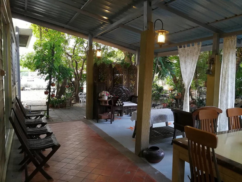 Hotel Nonnaisuan Resort