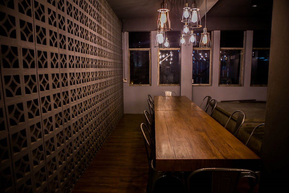 Silom Space Hostel