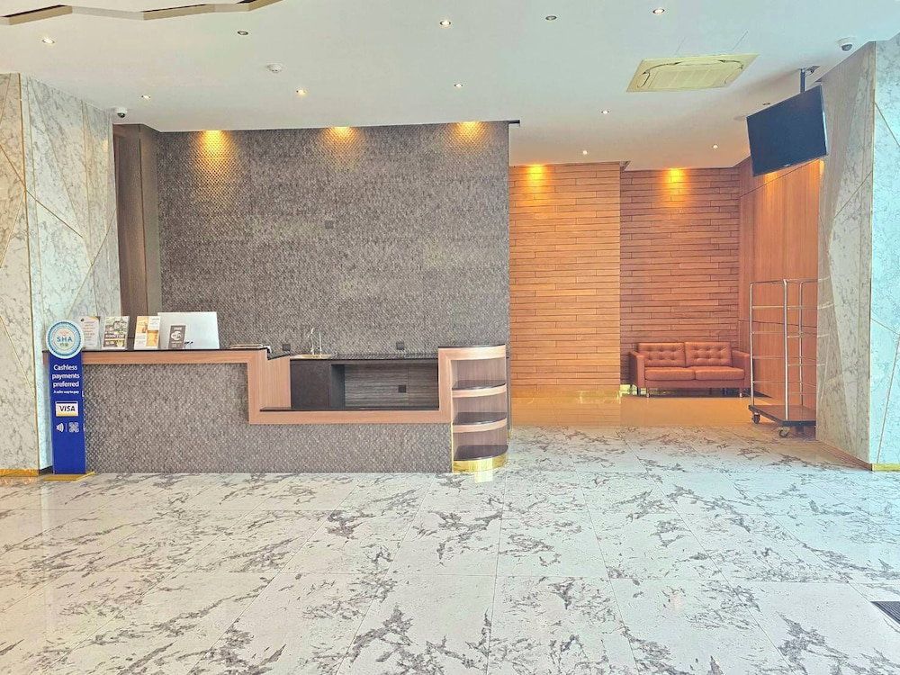 The Tj Hotel