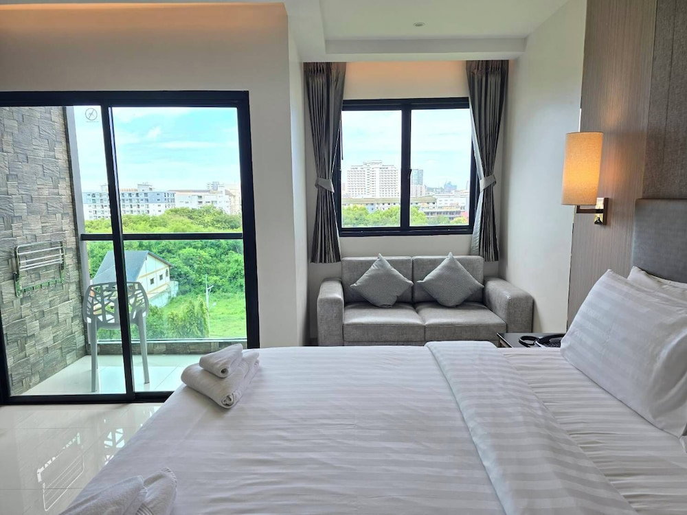 The Tj Hotel