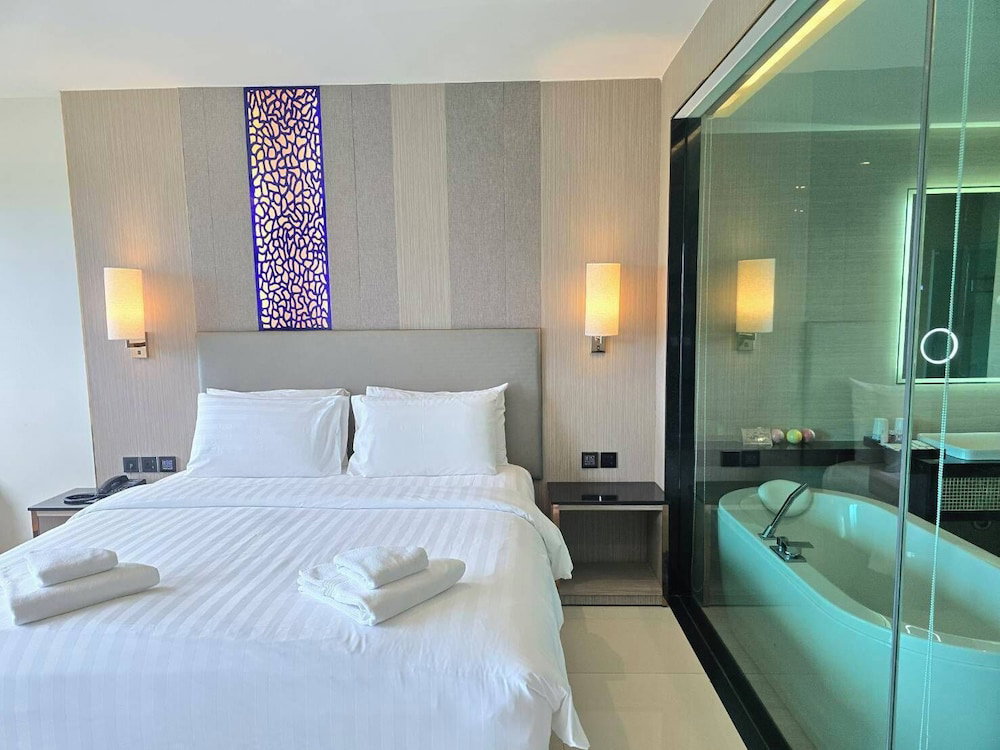 The Tj Hotel